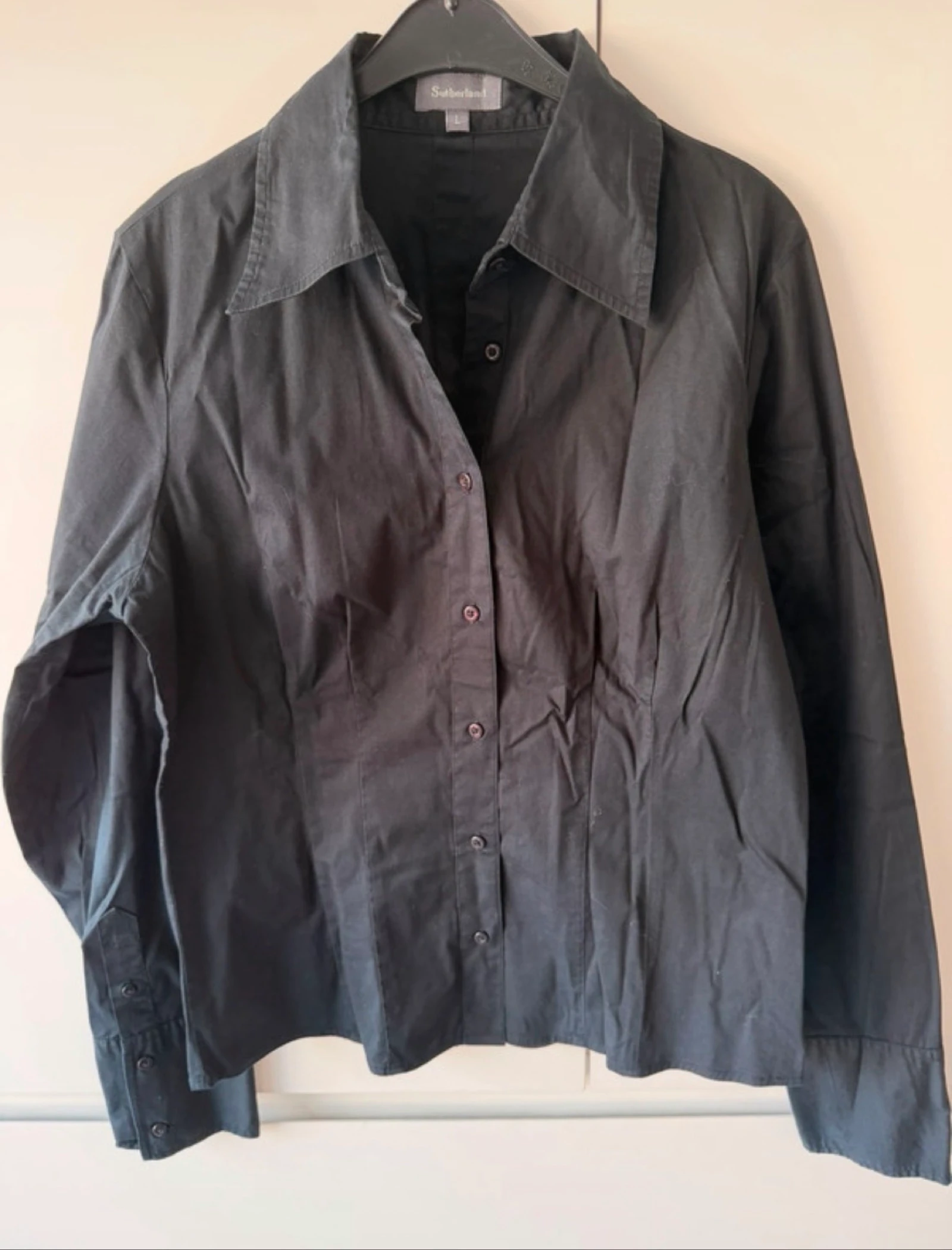 Camiseta branca e preta da Leuk – photo 2